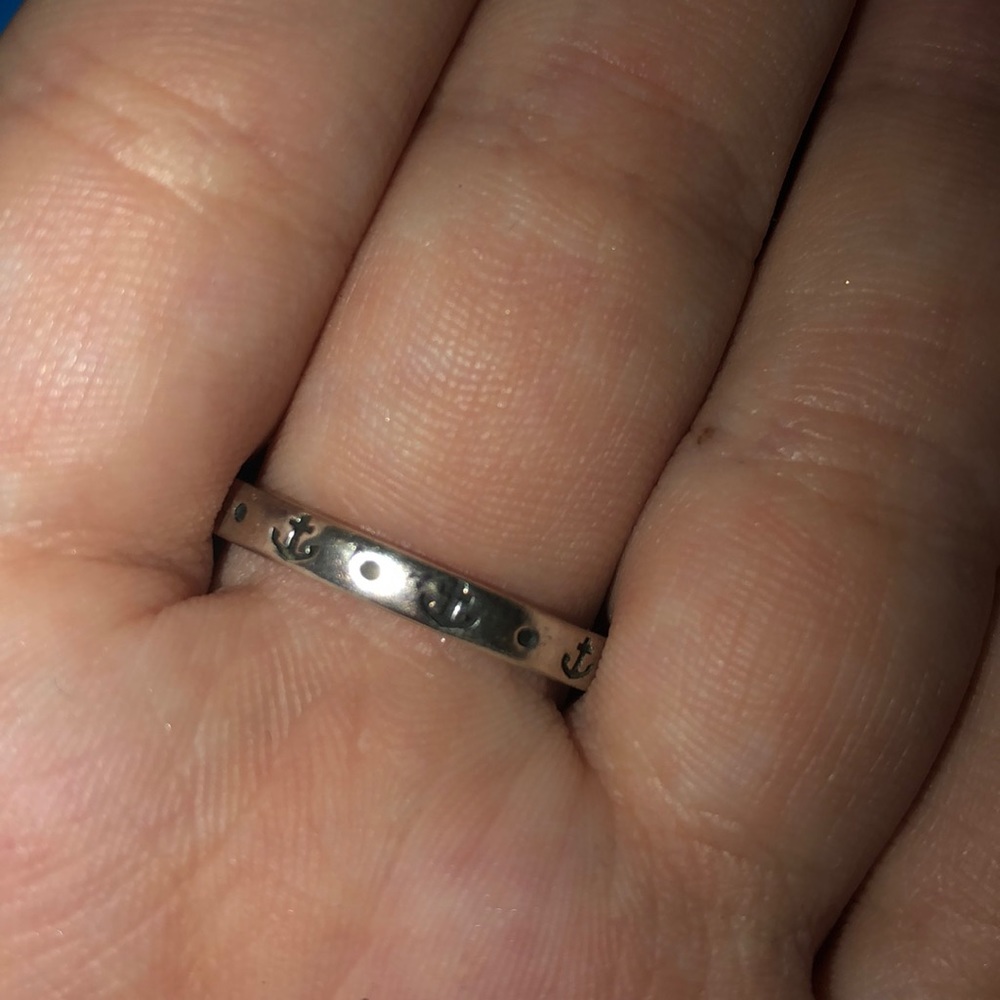 Authentic***. James Avery wrap around anchor ring!